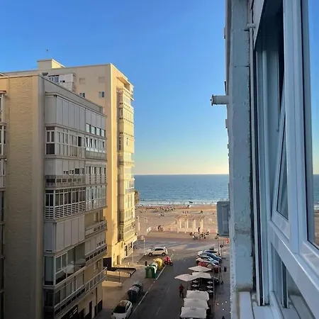 Al Lado De La Victoria Lägenhet