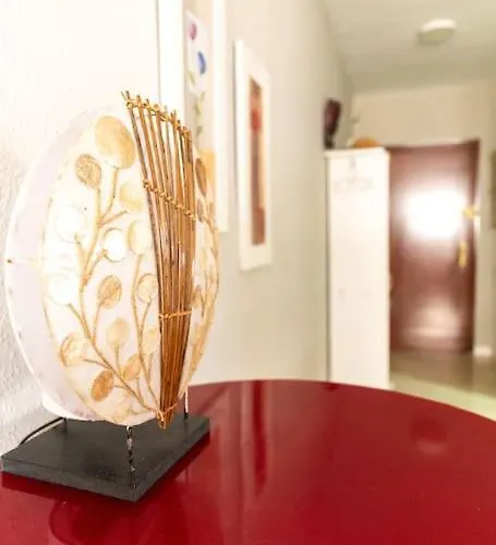 Al Lado De La Victoria