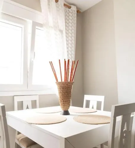 Al Lado De La Victoria *