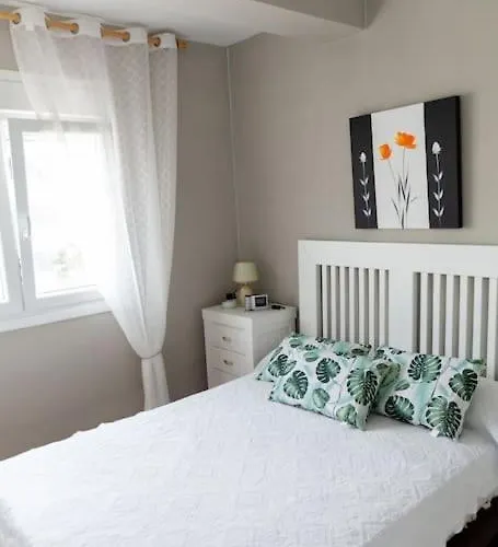 Al Lado De La Victoria *